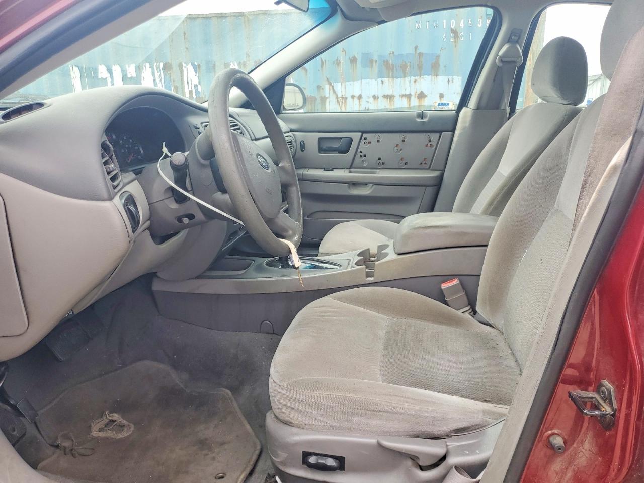 Ford Taurus Se