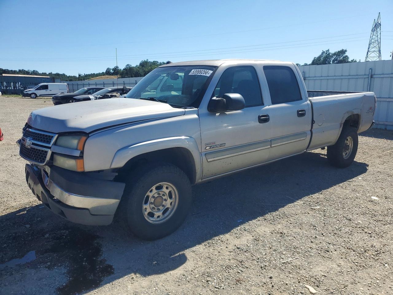 Salvage Chevrolet Silverado Image