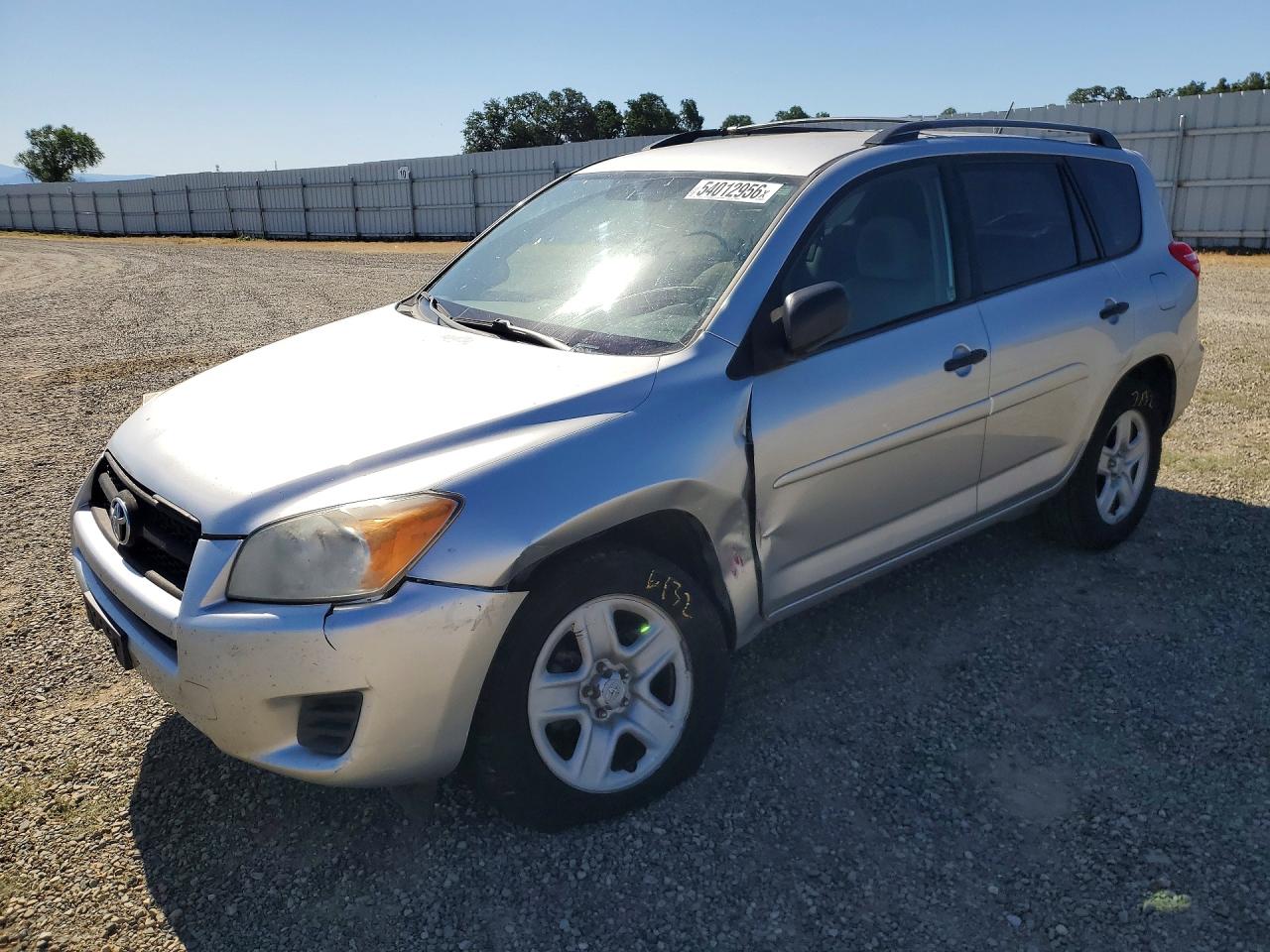 Salvage Toyota RAV4 Image