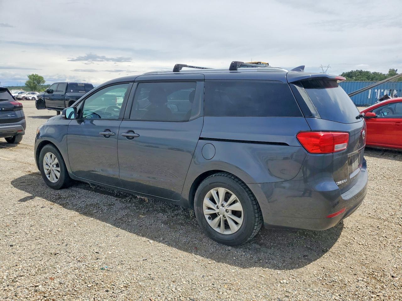 Kia Sedona Lx