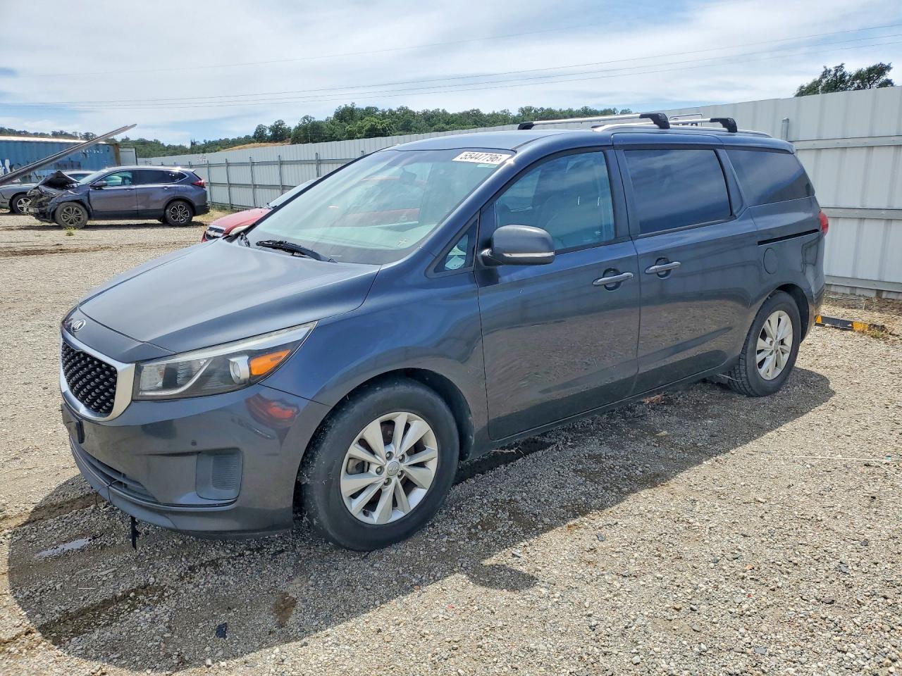 Salvage Kia Sedona Image