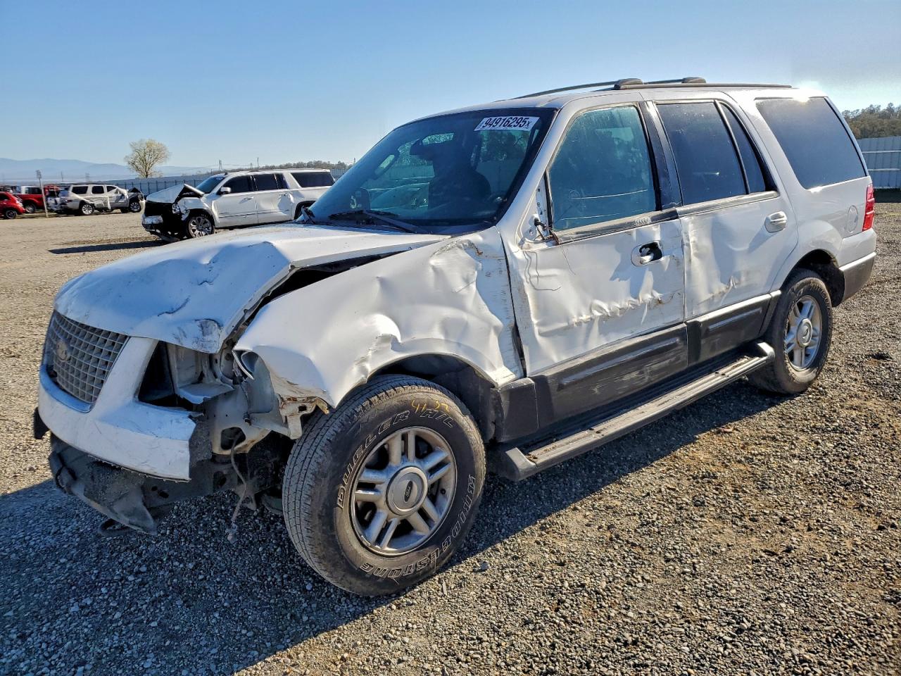 Salvage Ford Expedition Image