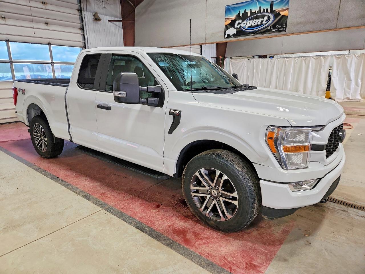 Ford F-150 Super Cab