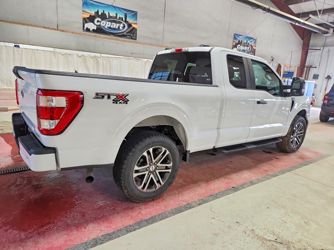 Ford F-150 Super Cab