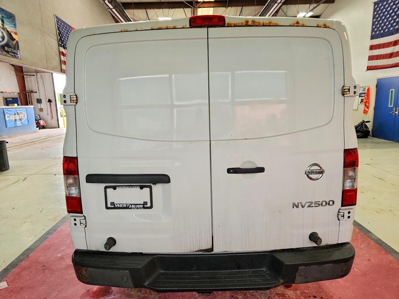 Nissan Nv 2500 Hd Sv