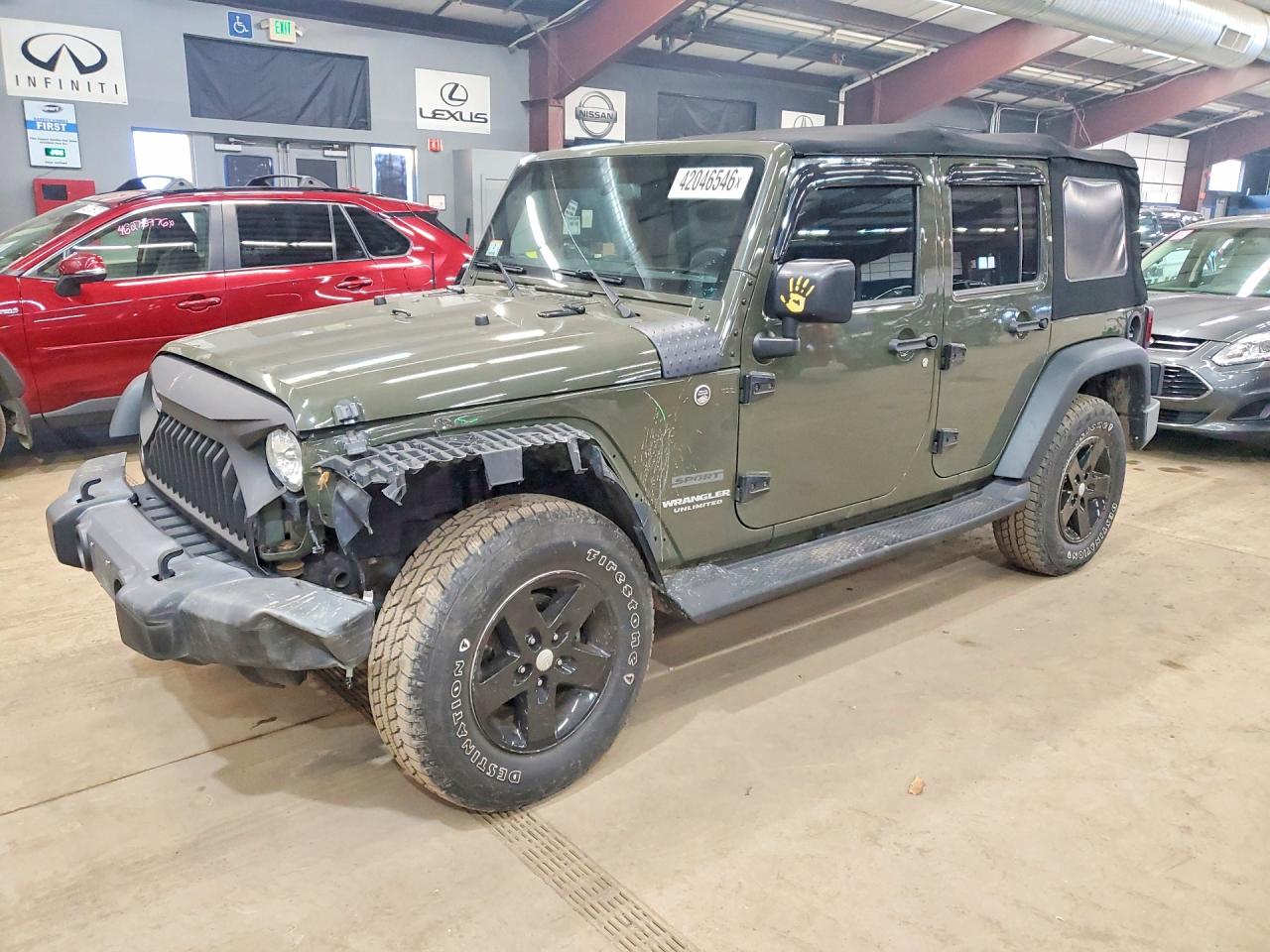 Salvage Jeep Wrangler Image