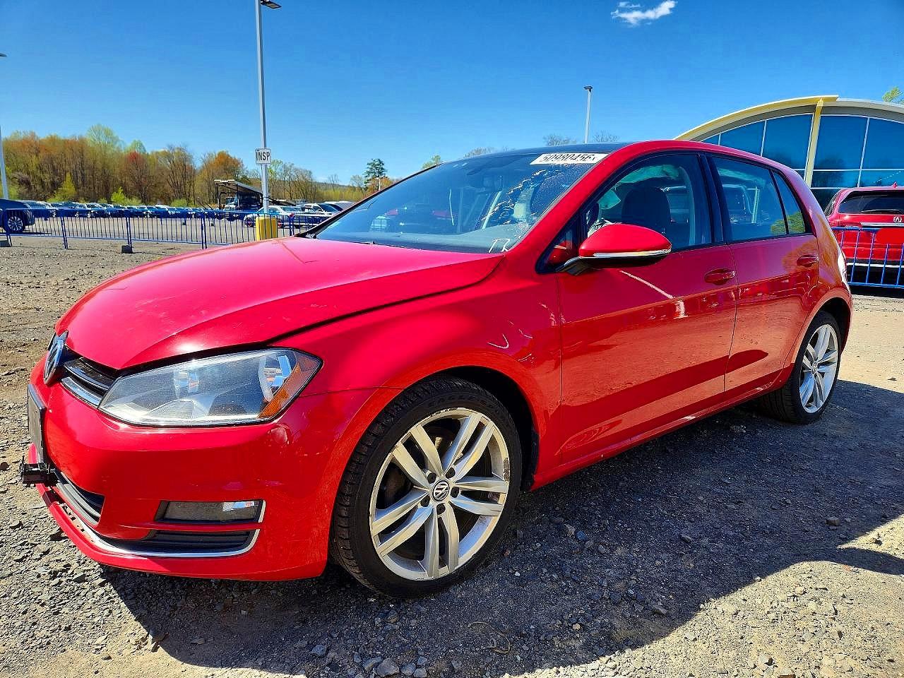 Salvage Volkswagen Golf Image
