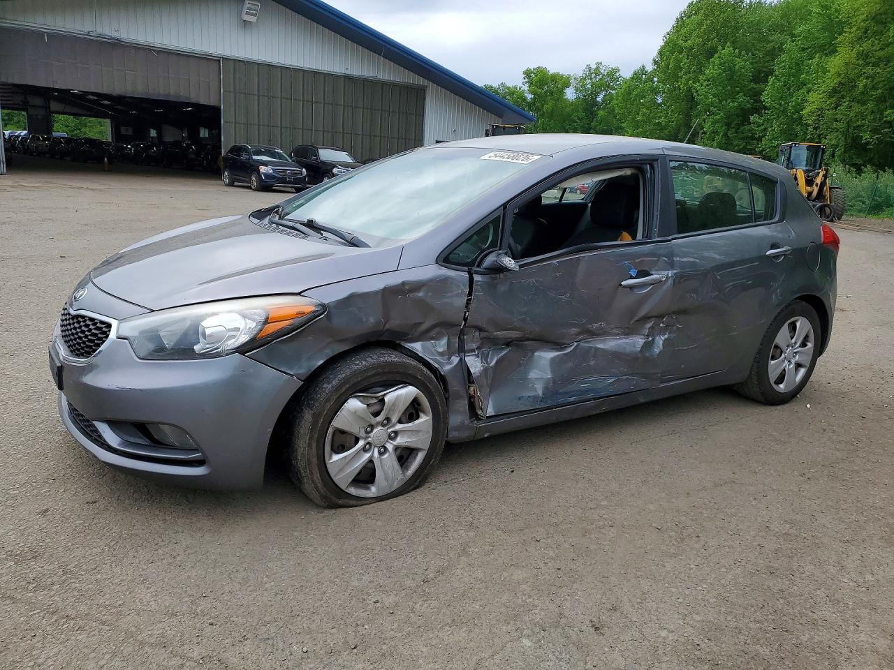 Salvage Kia Forte Image