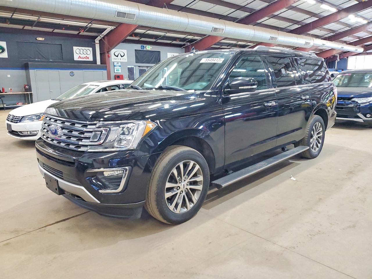Salvage Ford Expedition Image