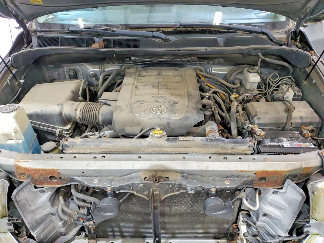 Toyota Tundra Crewmax Sr5