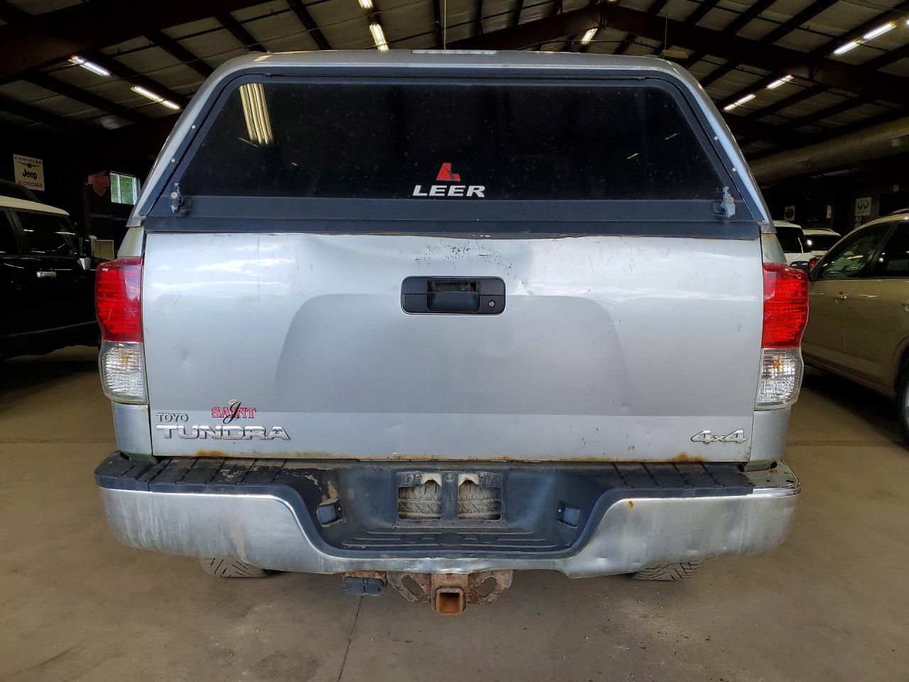 Toyota Tundra Crewmax Sr5