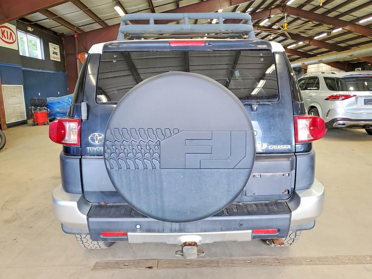 Toyota FJ Cruiser Base