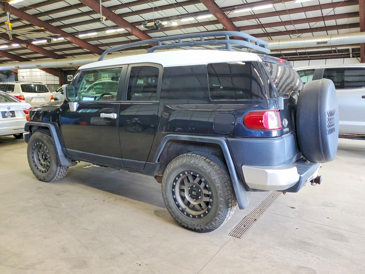 Toyota FJ Cruiser Base