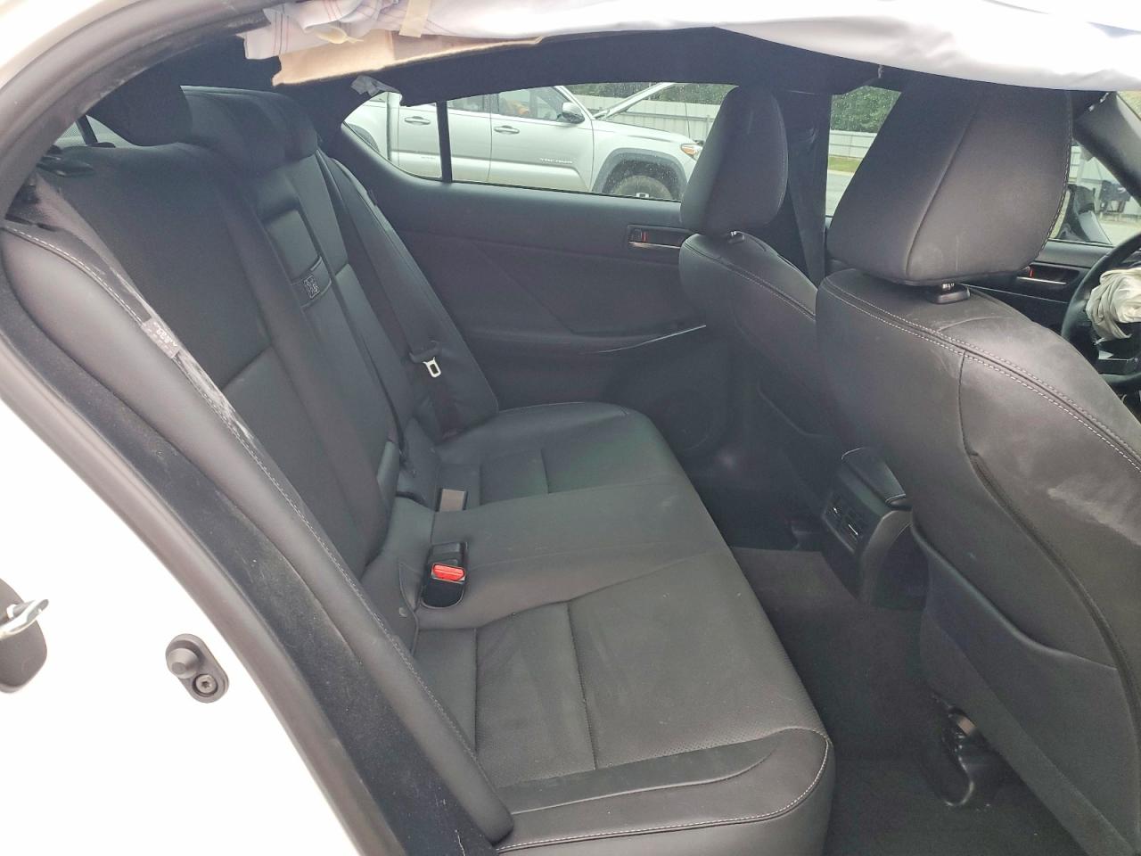 Lexus Is Base