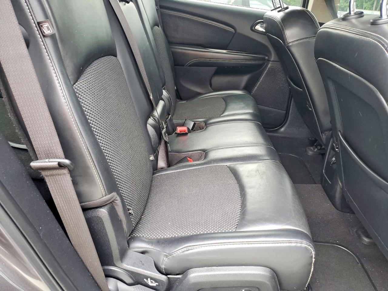 Dodge Journey Crossroad