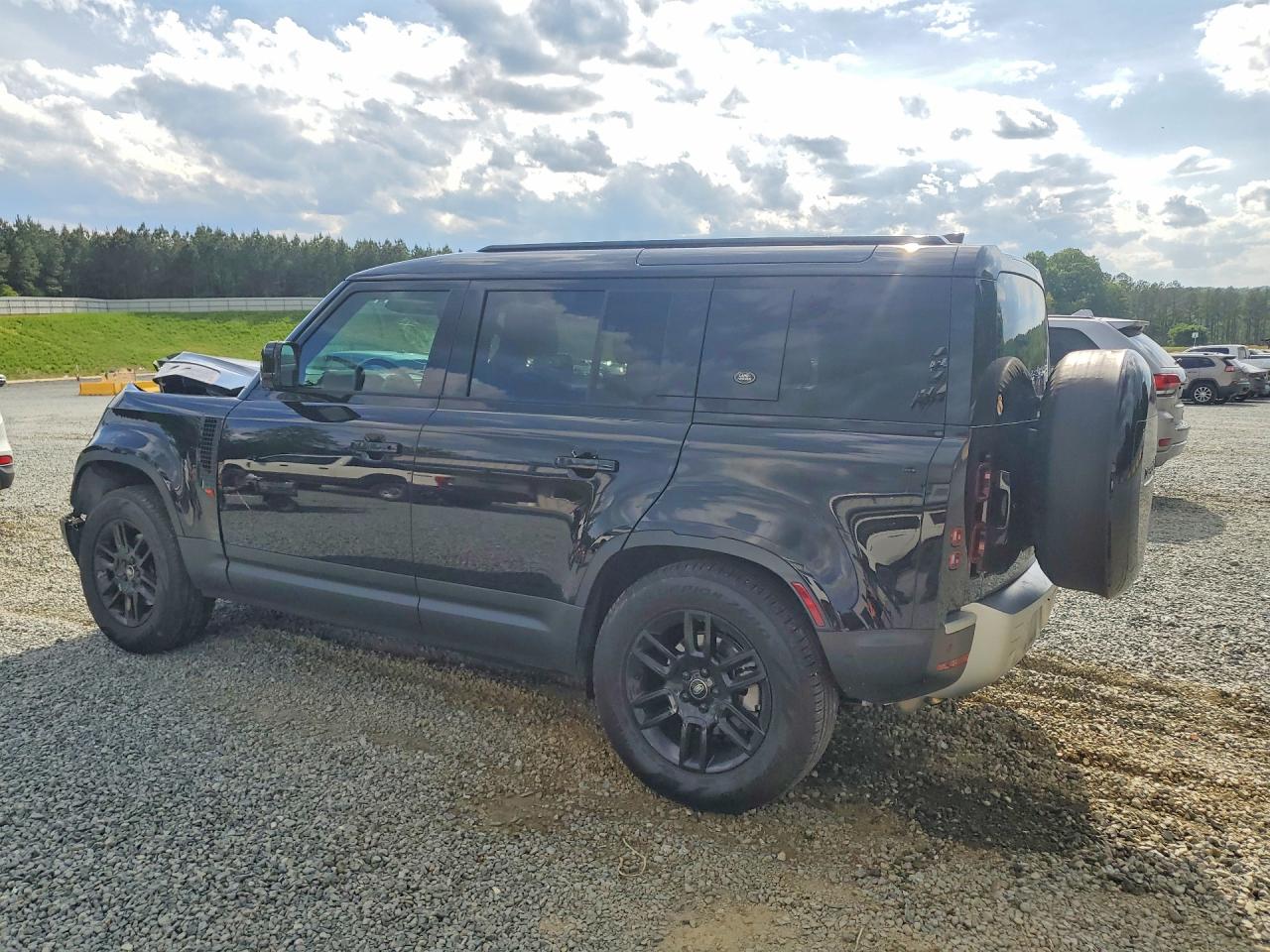 Land Rover Defender 110 S