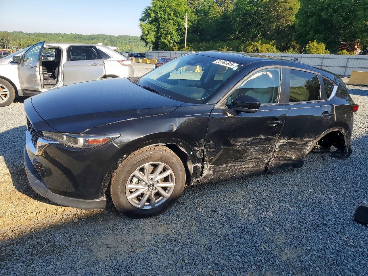 Salvage Mazda Cx Image
