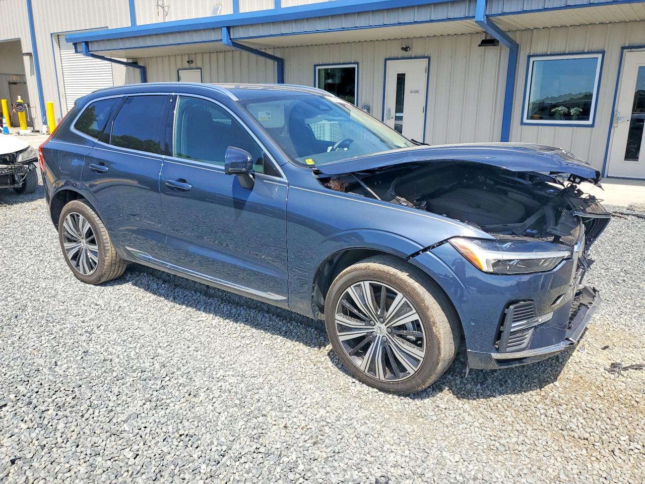 Volvo XC60 Plus