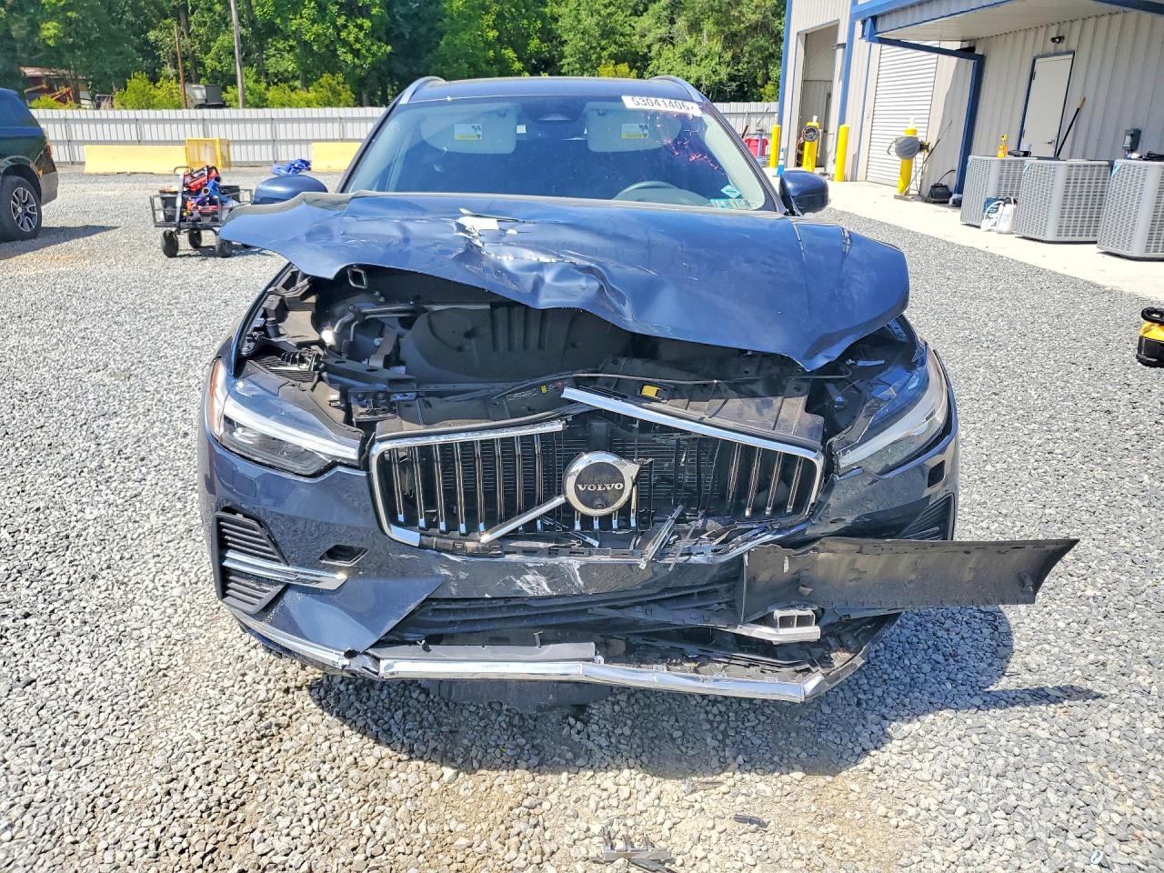 Volvo XC60 Plus