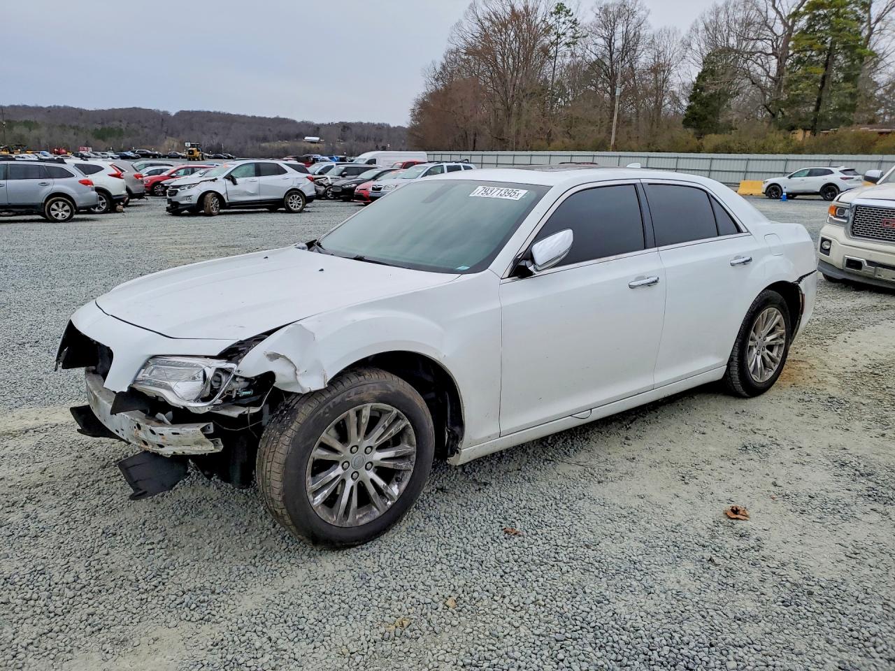 Salvage Chrysler 300 Image