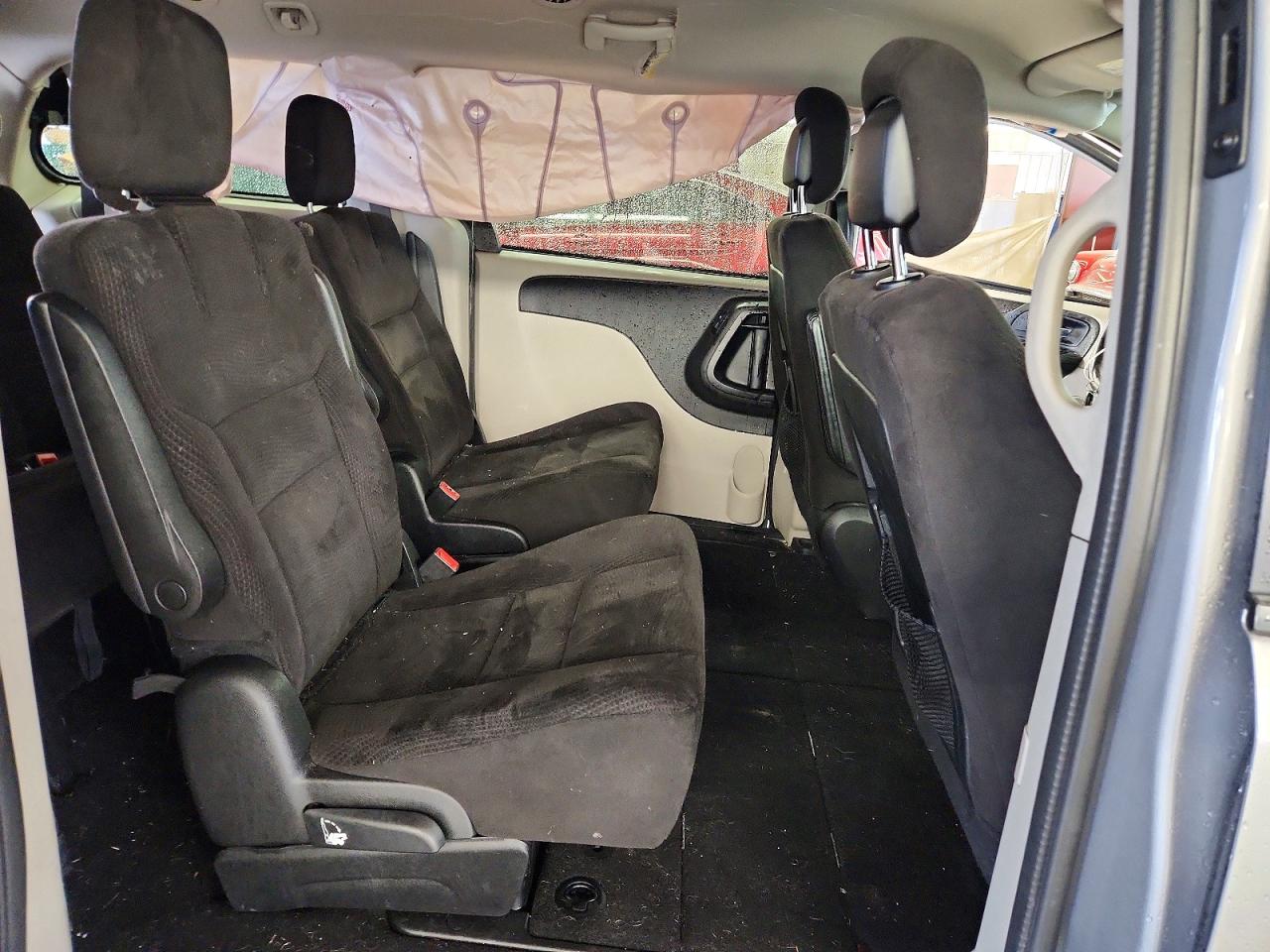 Dodge Caravan Sxt