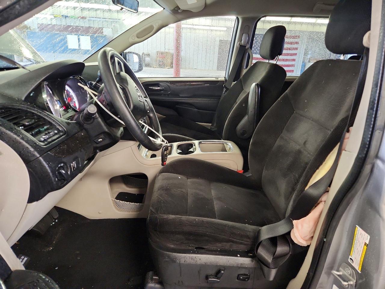 Dodge Caravan Sxt