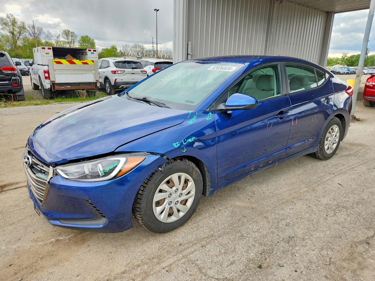 Salvage Hyundai ELANTRA Image