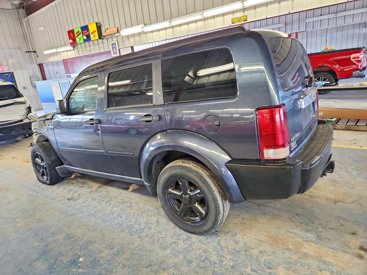 Dodge Nitro Slt