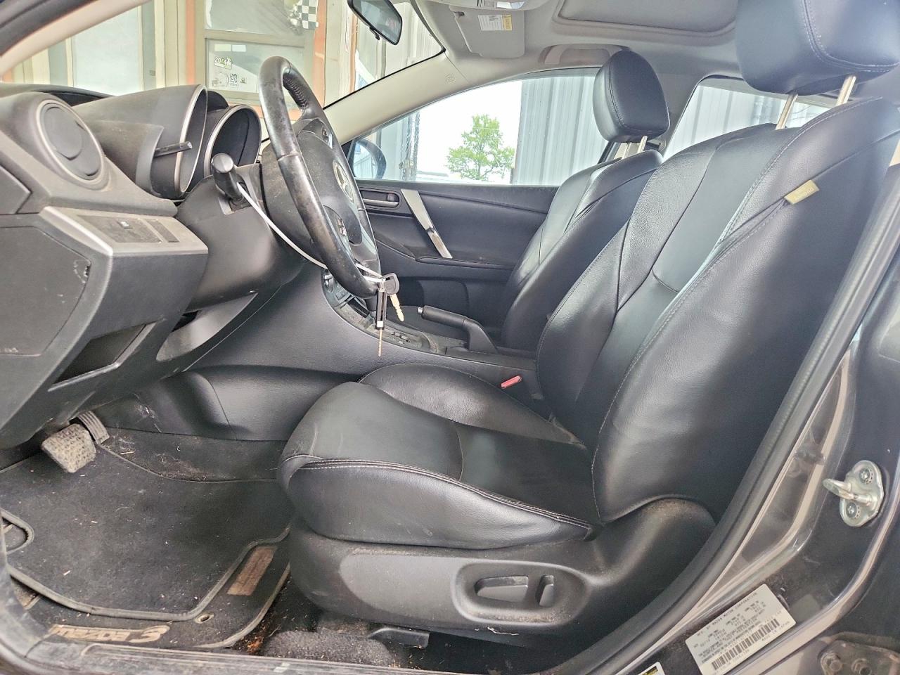 Mazda 3 I