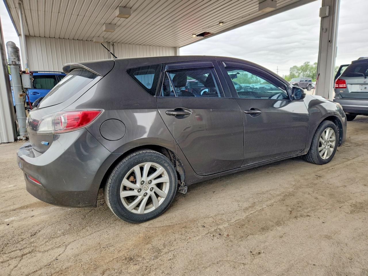 Mazda 3 I