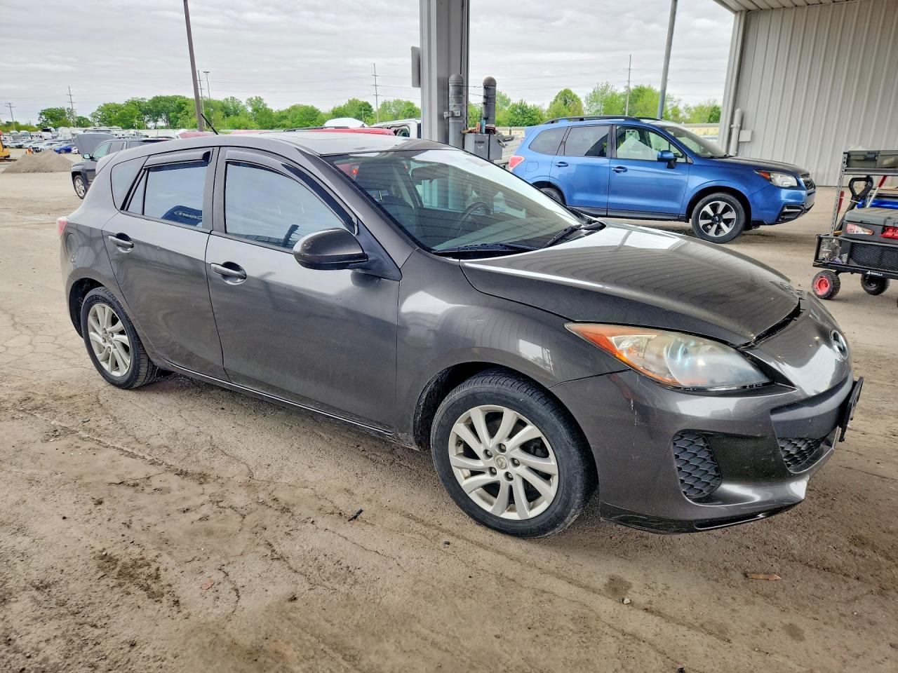 Mazda 3 I
