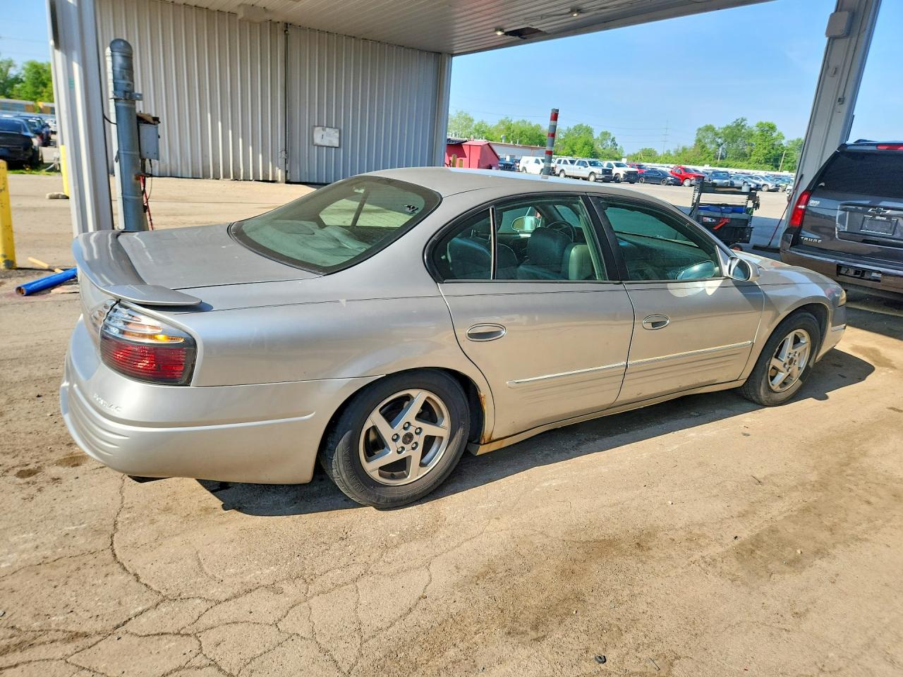 Pontiac Bonneville Se