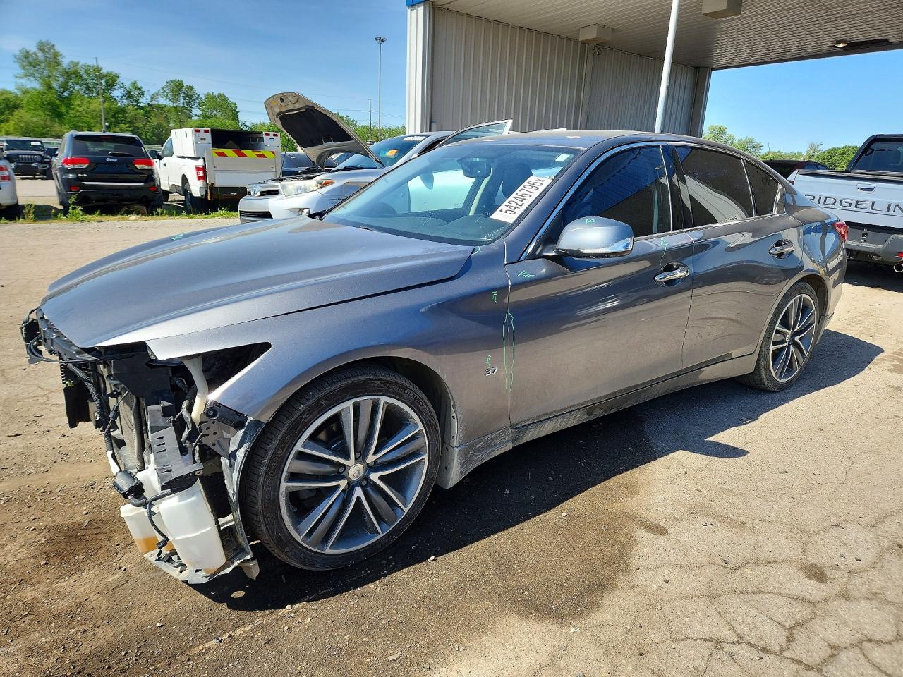 Salvage INFINITI Q50 Image