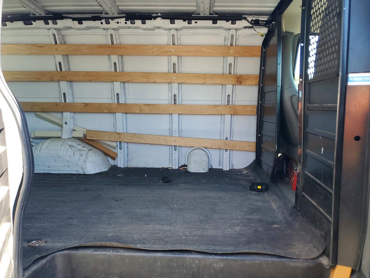 GMC Savana G2500