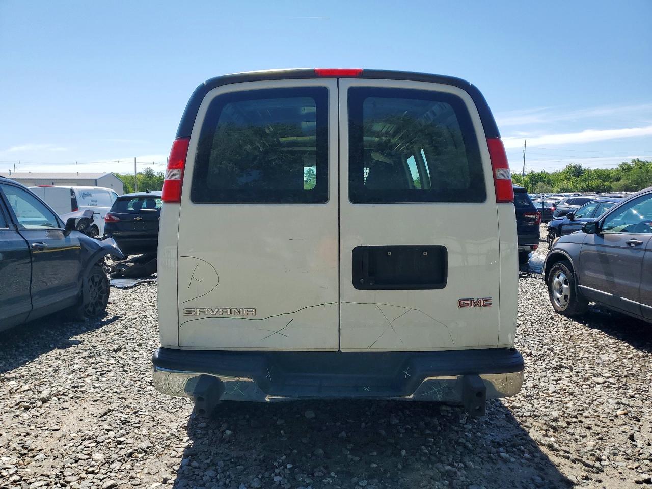 GMC Savana G2500