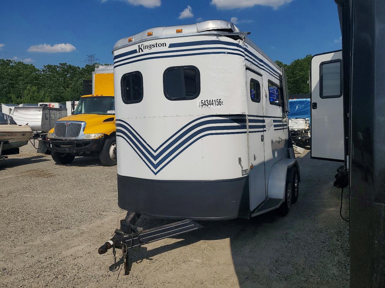 Kins Horse Trai