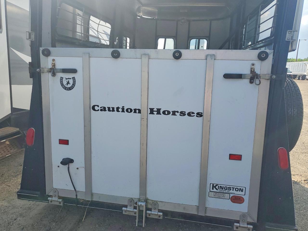 Kins Horse Trai