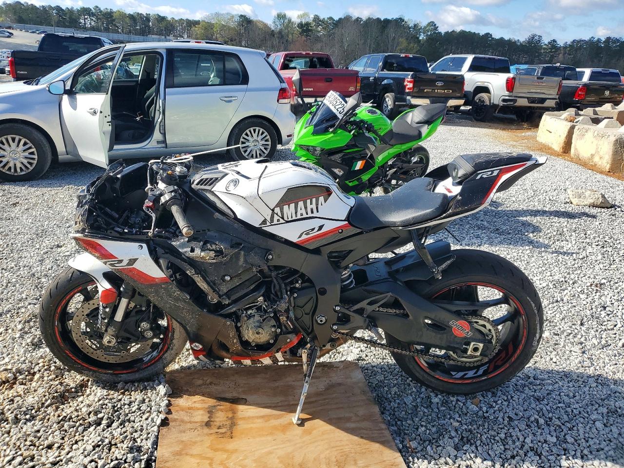 Yamaha Yzf1000