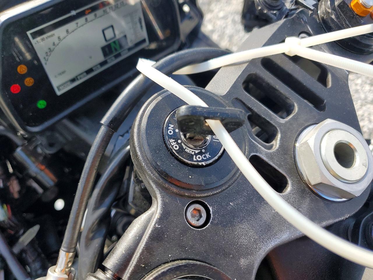 Yamaha Yzf1000