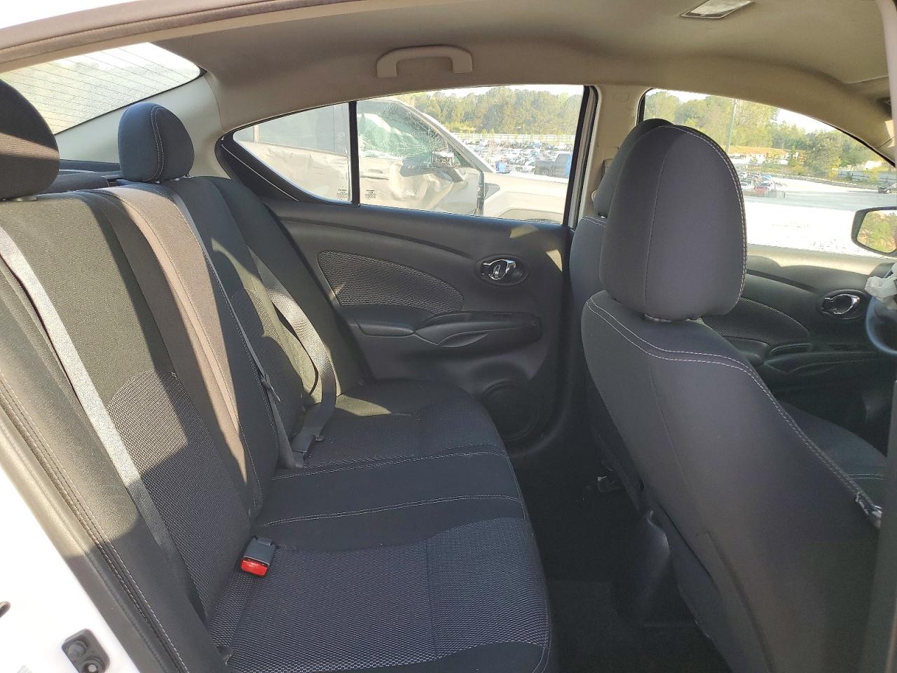 Nissan Versa Sv