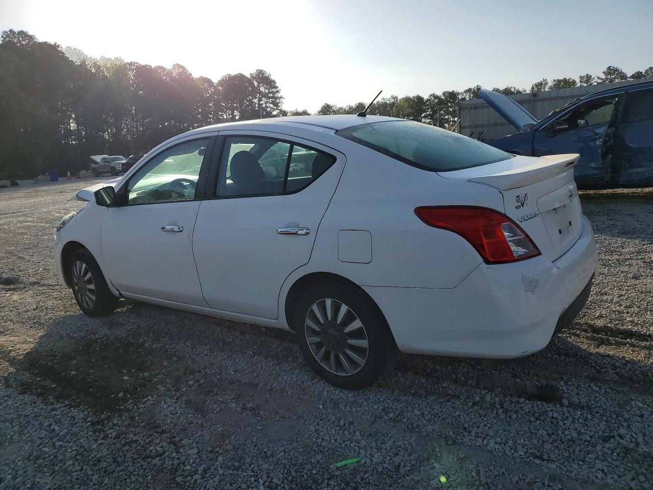 Nissan Versa Sv