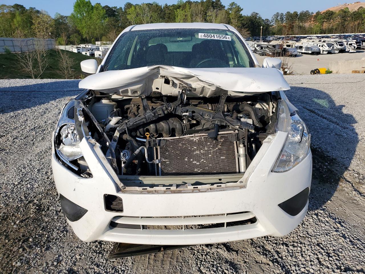 Nissan Versa Sv