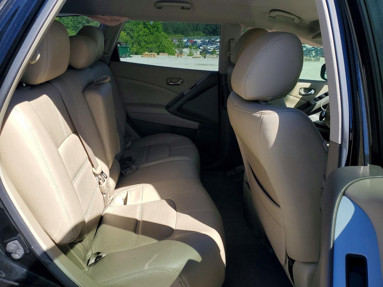 Nissan Murano S