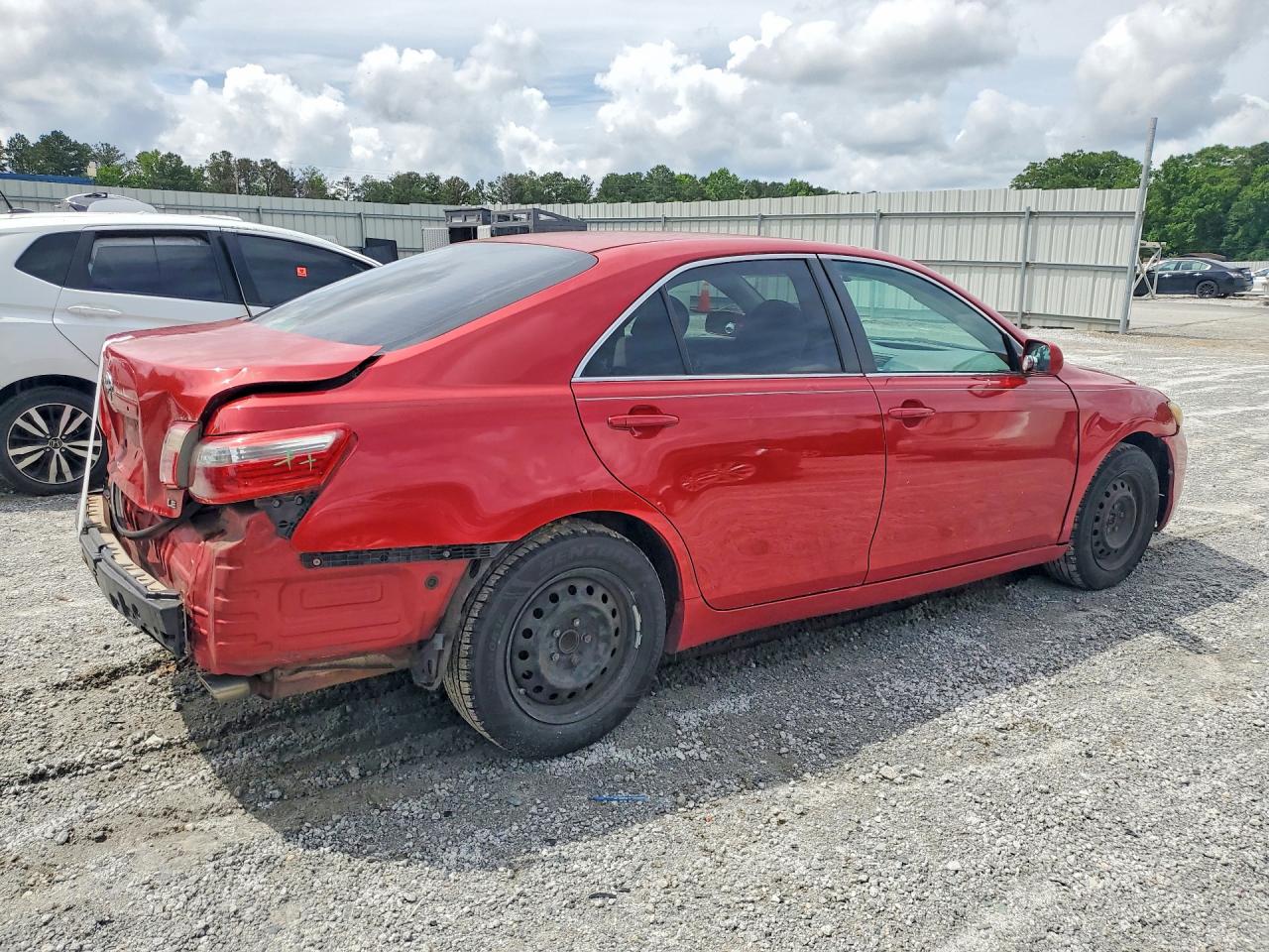 Toyota Camry Le V6