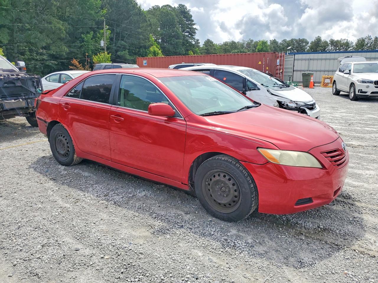 Toyota Camry Le V6
