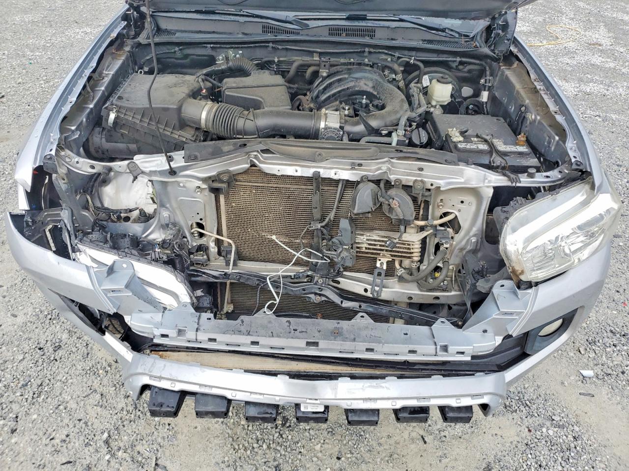 Toyota Tacoma Sr5 V6