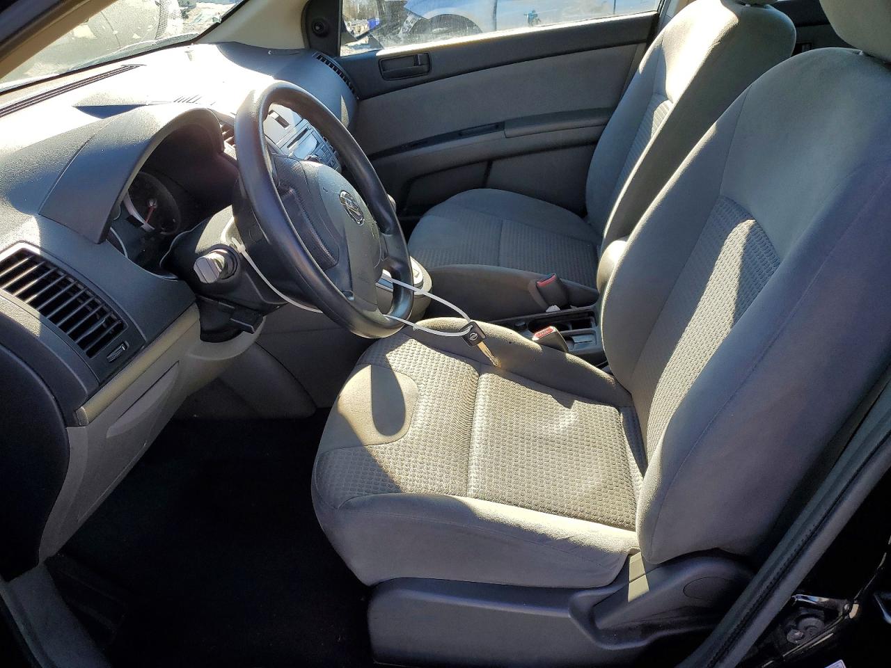 Nissan Sentra 2.0