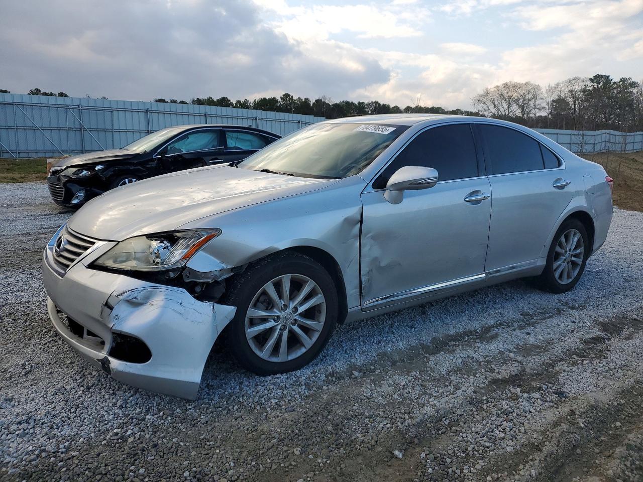 Salvage Lexus Es Image