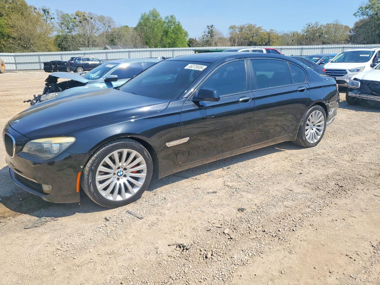 Salvage BMW 7 Series Image