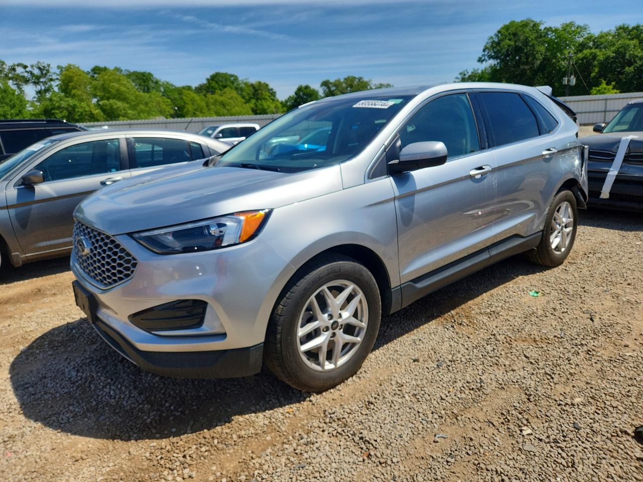 Salvage Ford Edge Image